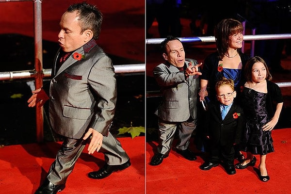 9. Уорик Дэвис