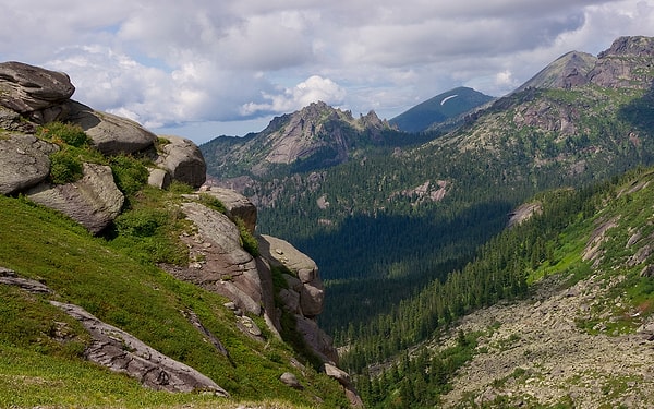 4. Тува (или Республика Тыва)