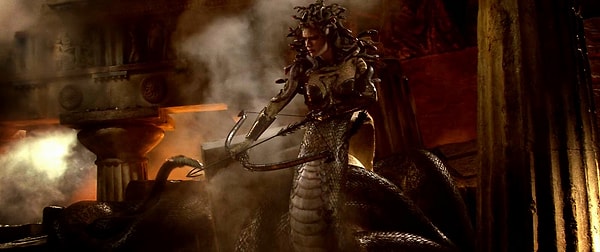 4. Что называют проклятием Медузы Горгоны?