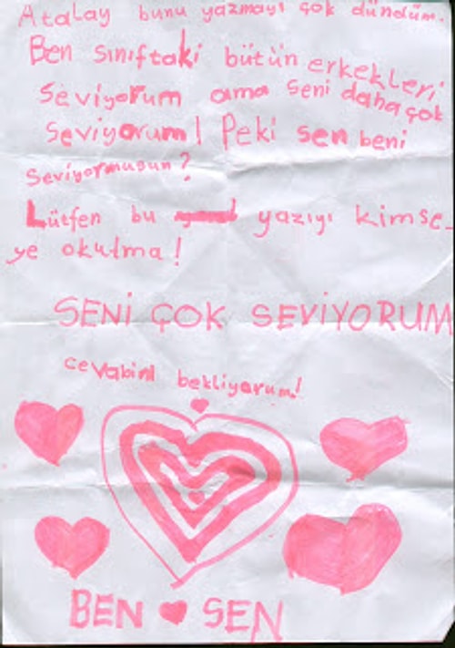 Hoşlanılan kişiye gizemli mektuplar, notlar yazmak.