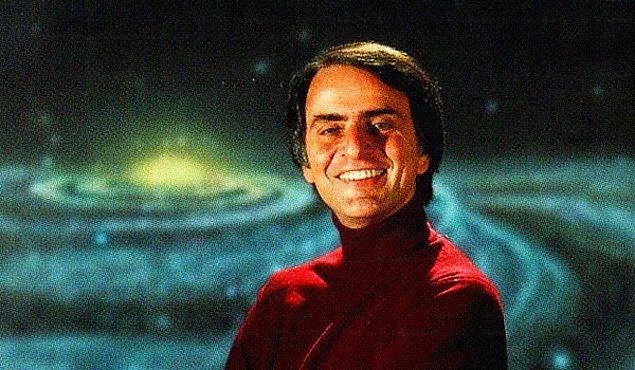 Lakin Carl Sagan'in da söylediği üzere bildiğimiz bir şey var: