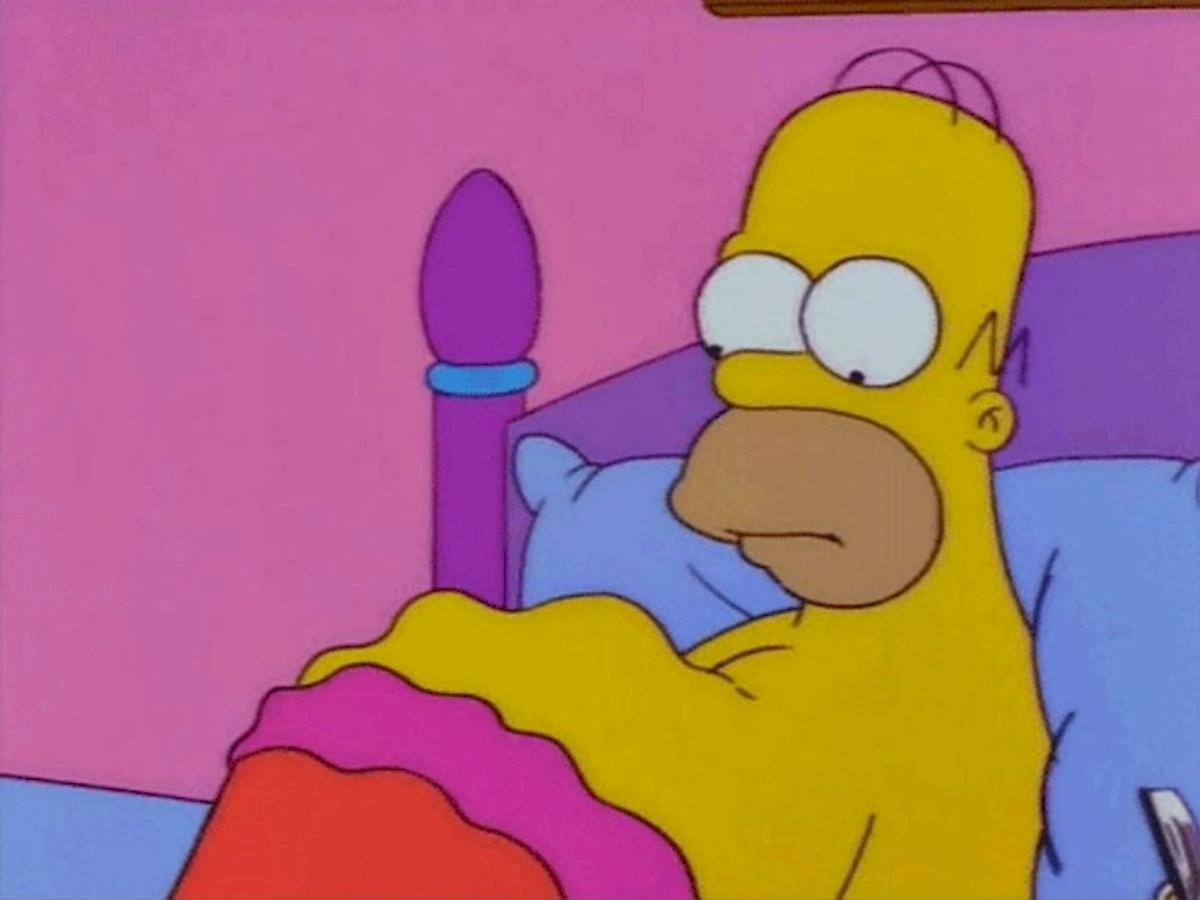 Урчание в животе от голода. Гомер симпсон голодный. Живот Гомера. Живот Гомера Симпсона.