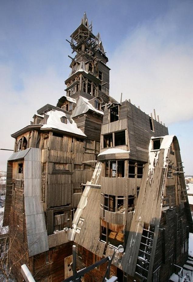 1. Wooden Gagster House (Archangelsk, Russia)