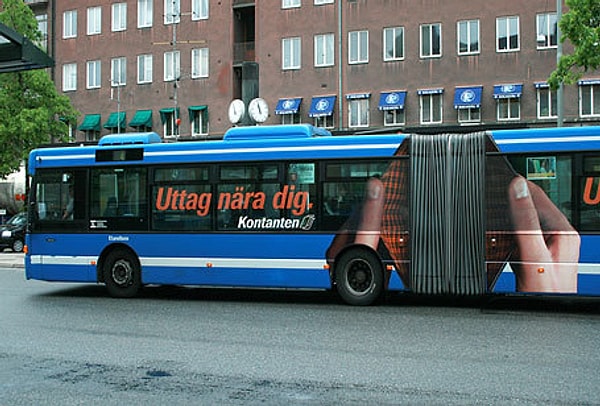 11. Реклама сети банкоматов в Швеции