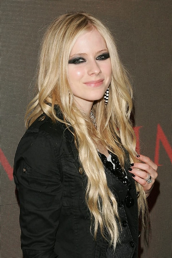 13. Аврил Лавин