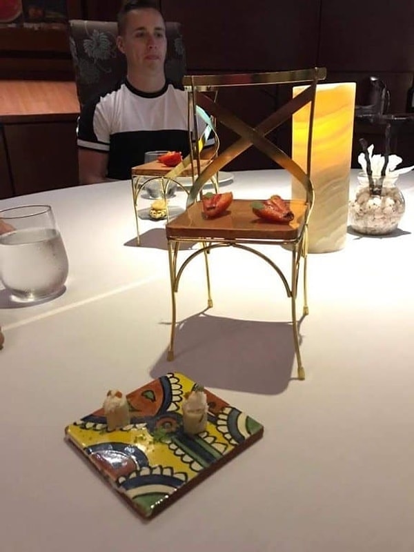 11. В конце концов, у нас же есть стулья!