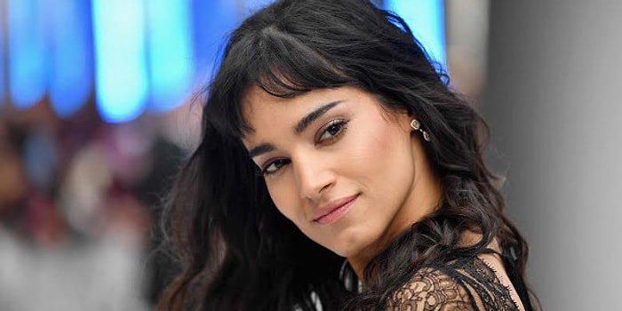 Yeni Mumya Filminin Kadın Başrolü Cezayirli Güzel Sofia Boutella'nın Hayatından 14 Detay