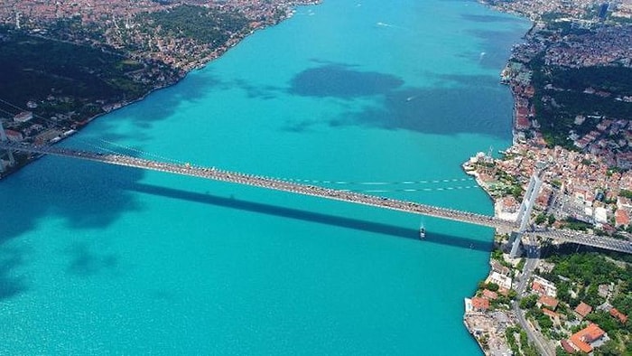 NASA, İstanbul Boğazı'nın Mavi Renkten Turkuaza Dönmesinin Altındaki Sebebi Açıkladı!