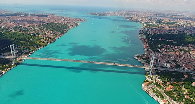 İşte İstanbul Boğazındaki muhteşem manzaranın oluşmasındaki sebep de budur.