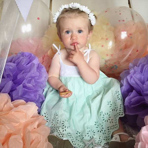 27. Еще больше скетчей в Инстаграме: @kellie_and_pete.