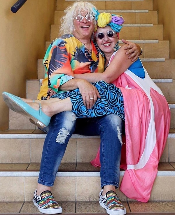 Тутти старше, чем Пол, но на своей странице в Instagram она пишет "Все еще не знаю, кем я хочу быть, когда вырасту"