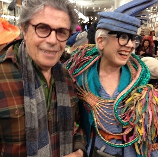 6. Стэн и Дебра были вместе 10 лет, прежде чем пожениться