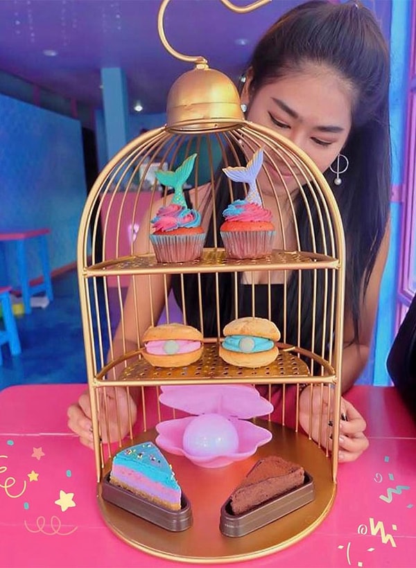 9. В этом кафе всего один недостаток: чтобы посетить его, придется отправиться в Таиланд