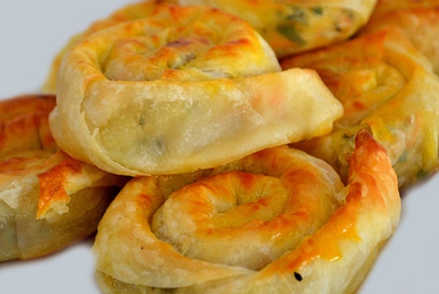 2. Peynirli, ıspanaklı, kıymalı börekten sıkıldınız mı?