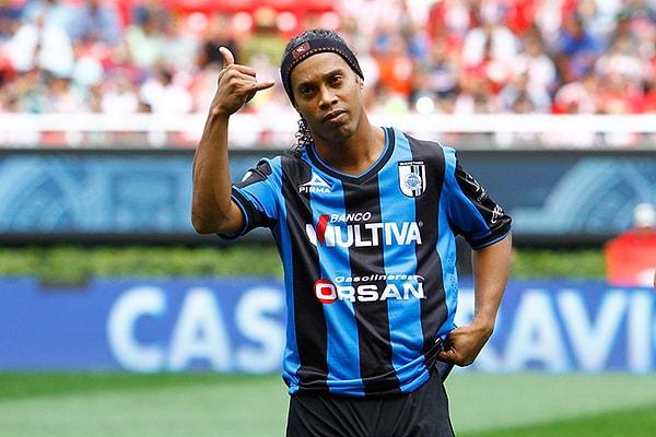 2. Ronaldinho