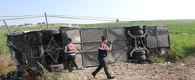 26 Haziran Pazartesi: 10 kazada 9 kişi can verdi, 90 kişi yaralandı.