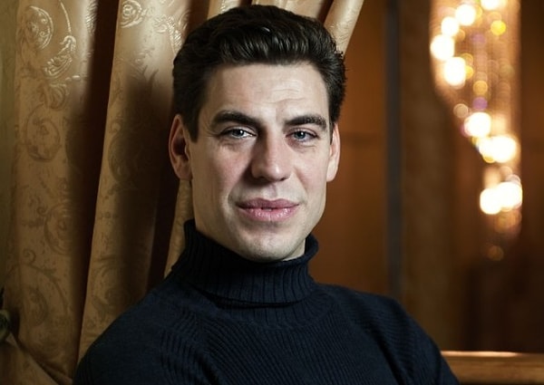 2. Дмитрий Дюжев (Космос)