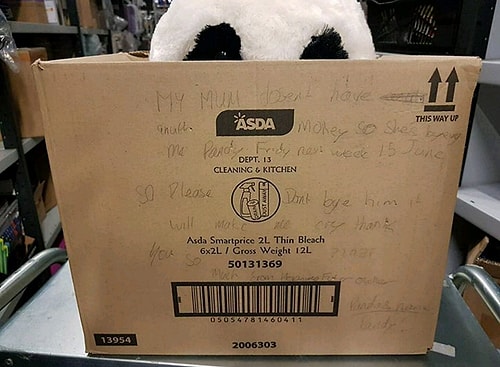 "Çocuk istediği panda oyuncağın kutusuna "Annemin parası olmadığı için haftaya alacak,lütfen onu almayın" diye not bırakmış, masumluk kazanmış."
