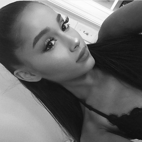 Ariana Grande ve Jacky Vasquez