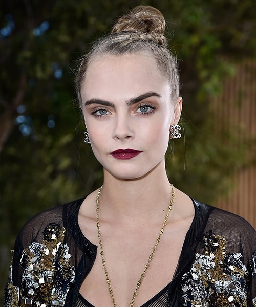 Cara Delevingne ve Olivia Herdt