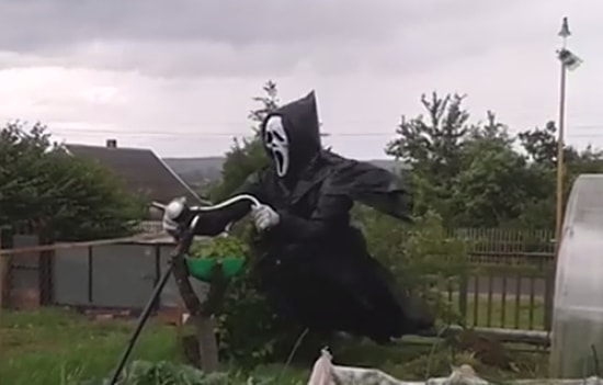 Bir Mühendisin Elinden Çıkan Muhteşem Korkuluk