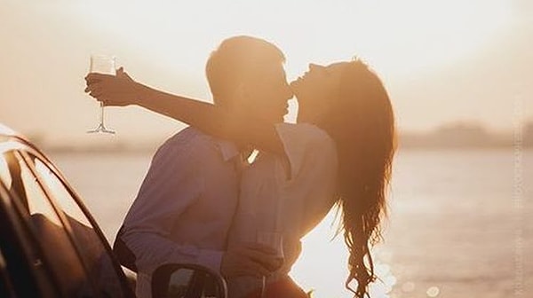 8. Какой гормон влияет на эмоциональную привязанность?