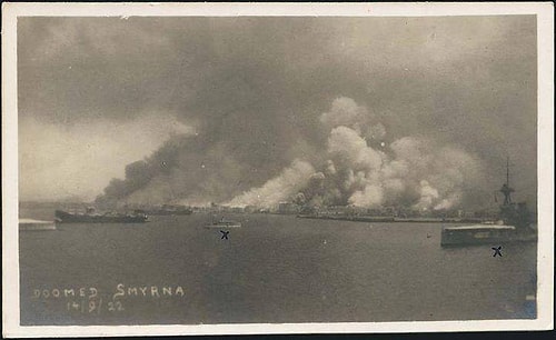 Canımız İzmir'in Geçmişindeki Zorlu Yaşanmışlıkları Gözler Önüne Seren 29 Fotoğraf