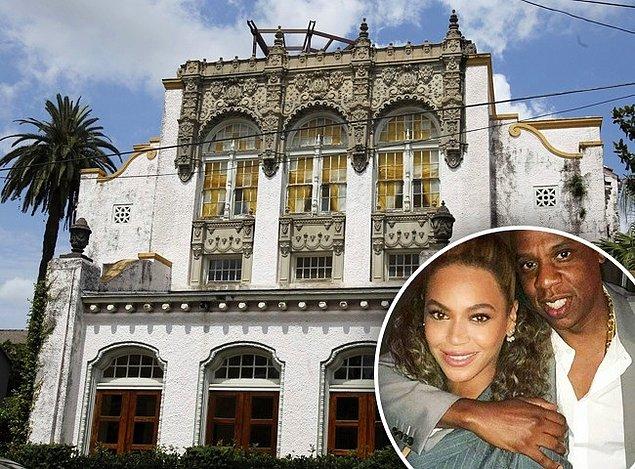 8. Beyoncé, Jay-Z ve çocularının New Orleans'da bulunan nispeten mütevazı evi.