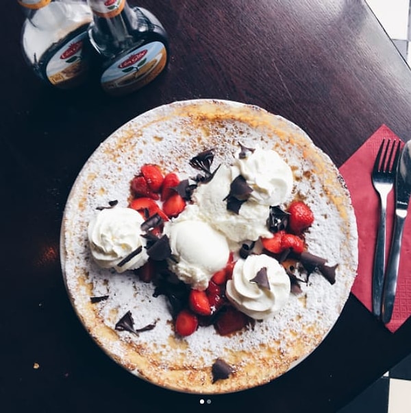 8. Блинчики - блюдо, которое подают везде и в качестве любого приёма пищи...