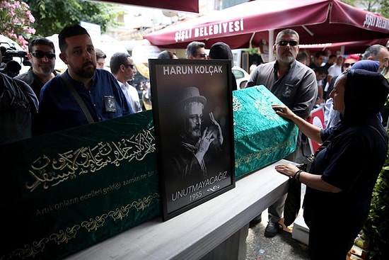 Ünlü Sanatçı Harun Kolçak Hayata Veda Etti...