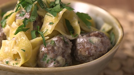 Из серии "5 минут и готово": несложный в приготовлении обед для всей семьи!