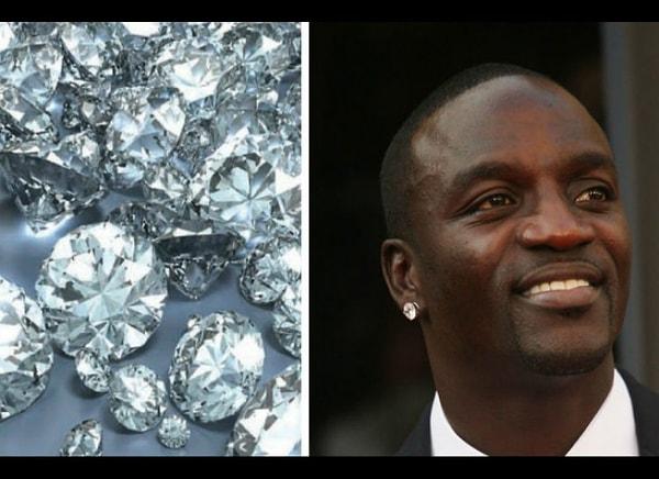 9. İronik bir şekilde ünlü rap yıldızı Akon'un Güney Afrika'da bir elmas madeni var.