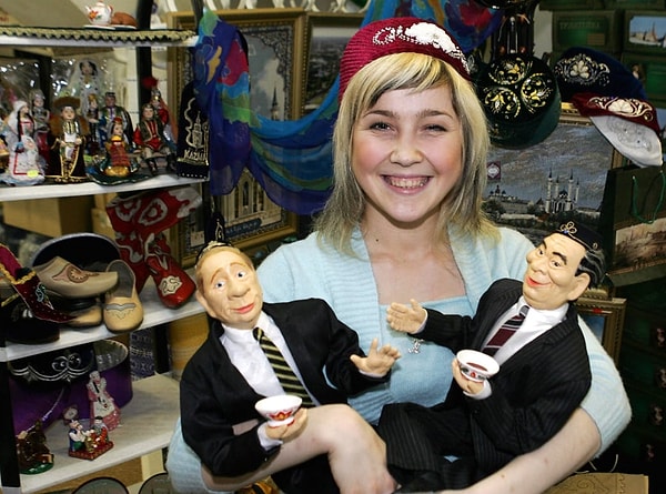 5. Если вам надоели матрешки, то можно купить таких вот кукол: