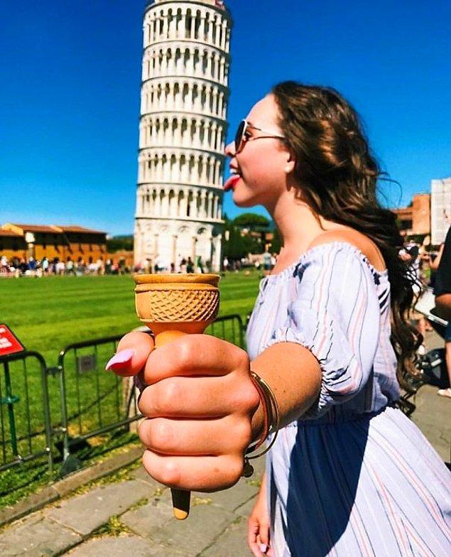1. Pisa Kulesi, İtalya'nın en gözde simgelerinden bir tanesi.