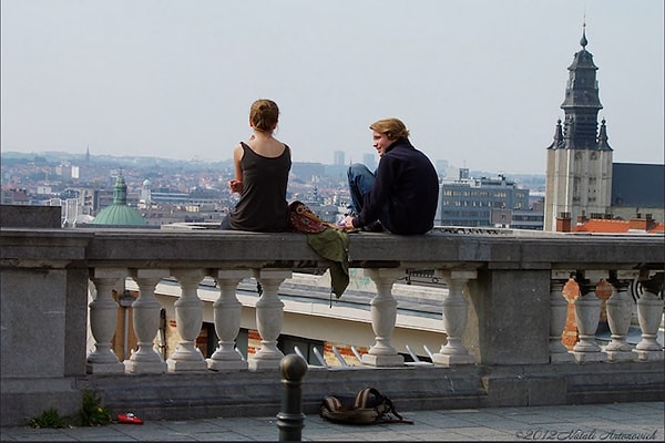 11. Он слушает тебя и помнит все до мельчайших деталей