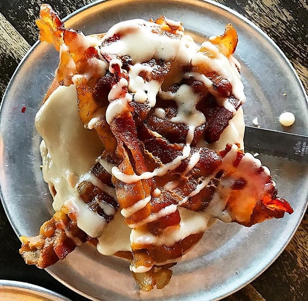 8. Пончик "Визжащий поросёнок" 🐷