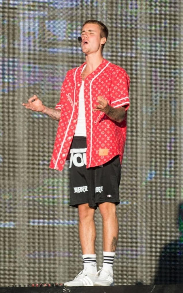 Kültür dairesi Bieber hayranına verdiği