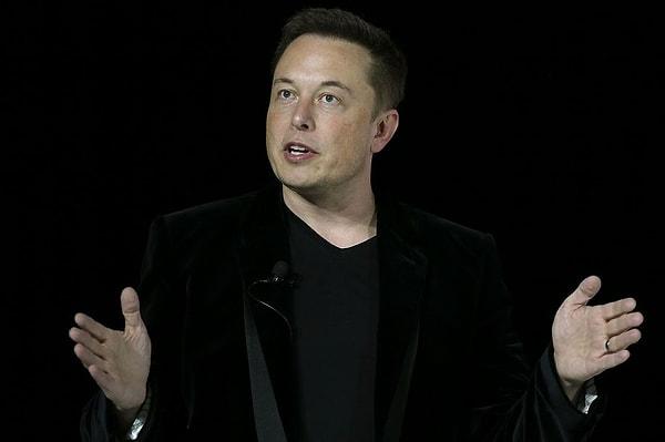 Elon Musk, geçtiğimiz haftalarda yapay zekanın gelecek için önemli bir tehlike haline gelebileceğini, ve onun şimdiden hükumetler tarafından regüle edilmesi gerektiğini vurgulamıştı.