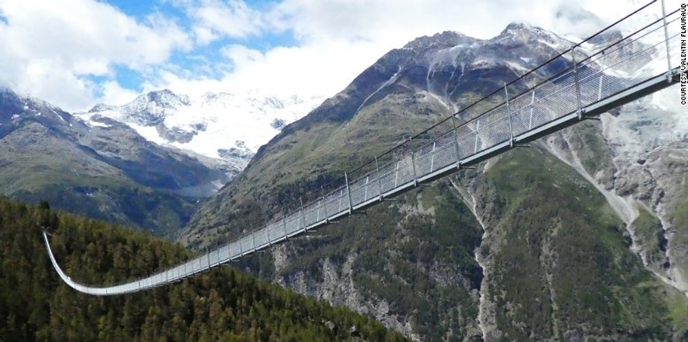 Новый пешеходный мост в Швейцарии и еще 10 умопомрачительных мостов по всему миру