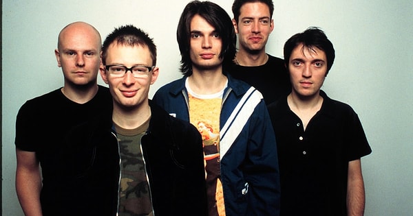 7. Кто из этих людей не является членом группы "Radiohead"?