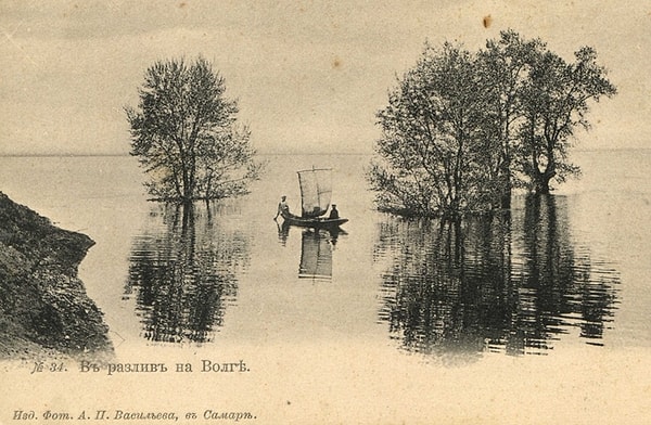 9. Волга во время разлива