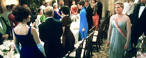 4. Каким фруктом славится Женовия?