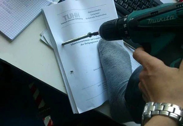 15. Не расстраивайся, если у тебя нет дырокола