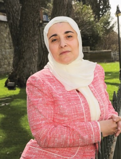 Hollanda’nın ilk başörtülü avukatı olarak bilinen avukat Fatma Arslan, 2008'de Time dergisinin kapağında yer almıştı.