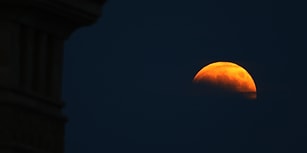 🔭 Haydi Balkona, Bahçeye, Kumsala! Türkiye'den de Gözlemlenebilecek Parçalı Ay Tutulması Bu Akşam
