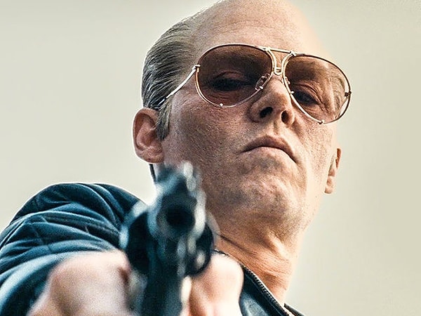 5. В фильме "Черная месса" этого подозрительного типа мог сыграть только...?