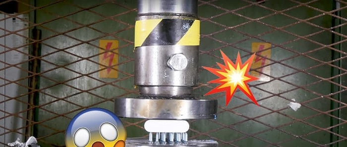 Power Bank, Hidrolik Pres Makinesinin Altında Kalırsa Ne Olur?