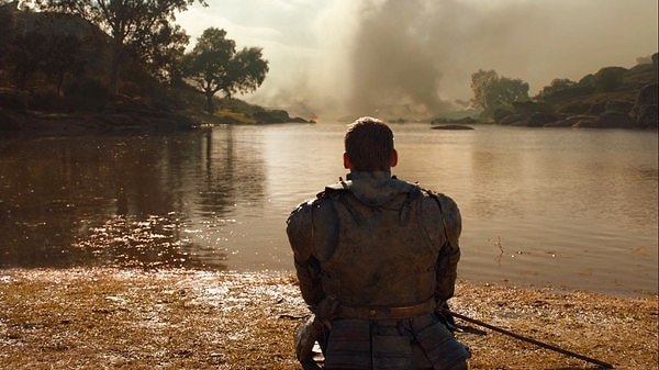 2. Респект таким парням, которые будучи в доспехах ставят рекорды в подводном плавании