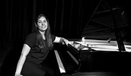 🎶 Ufukta Yükselen Genç Bir Yetenek: Viyana'daki Uluslararası Müzik Yarışmasında Birinci Olan Damla Koşar