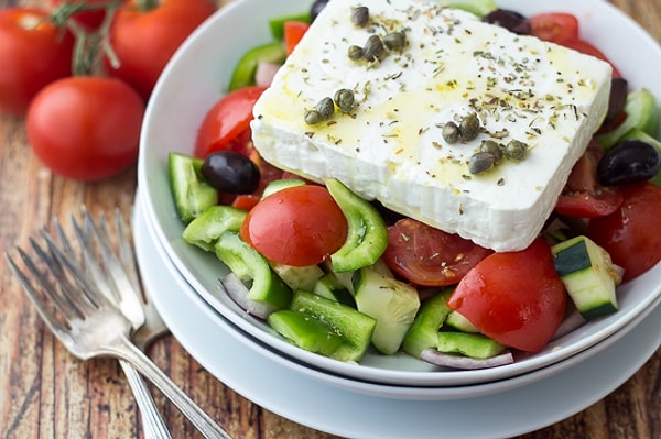 4. Греческий салат Хориатики